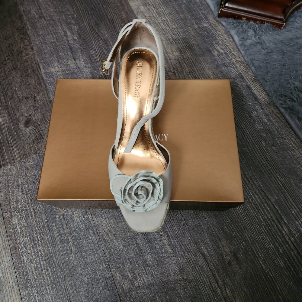 Ellen Tracy Wedge Sandals